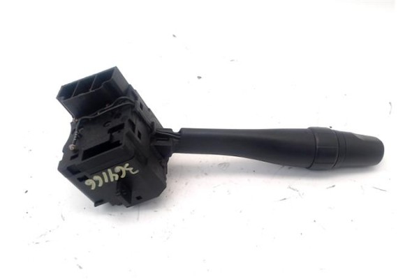 Recambio de mando de luces para nissan vanette cargo (hc23) 2.3 d referencia OEM IAM 255405F600  