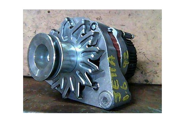 Recambio de alternador para volkswagen jetta ii (165/167) 1.6 referencia OEM IAM 11201437 AAK3542 