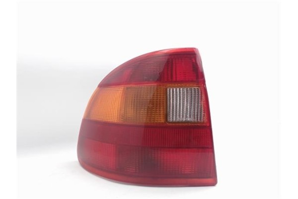 Recambio de piloto trasero izquierdo para opel astra f berlina (1991) referencia OEM IAM   