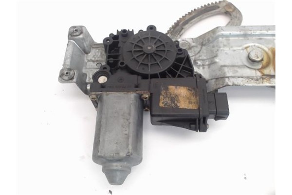 Recambio de mecanismo elevalunas delantero derecho para opel corsa b referencia OEM IAM 140034  