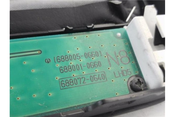 Recambio de pomo palanca cambio para toyota land cruiser (j12) 3.0 d-4d (kdj120) referencia OEM IAM 6880050660 6880010660 