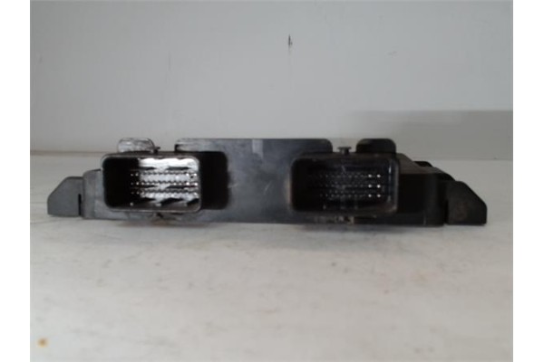 Recambio de centralita para peugeot partner furgón (5) 1.9 d referencia OEM IAM 9641390180 R04080025D 