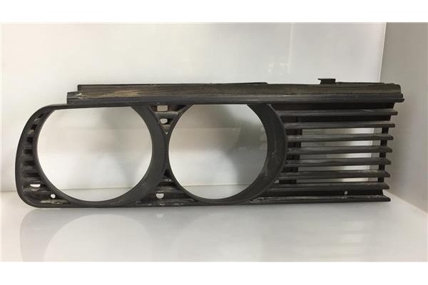 Recambio de cerquillo faro para bmw serie 3 berlina (e30) 1.8 316 referencia OEM IAM 18760920  