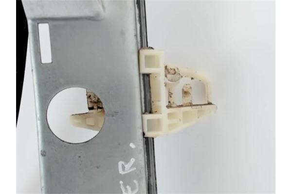 Recambio de mecanismo elevalunas delantero derecho para renault megane ii berlina 3p referencia OEM IAM   