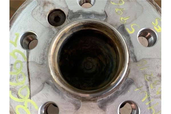 Recambio de buje trasero izquierda para mini cabrio (f57) 2.0 john cooper works referencia OEM IAM 33506791706  