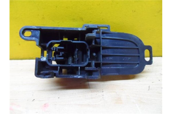 Recambio de manilla para nissan micra (k12e) 1.5 dci referencia OEM IAM 80671AX603  