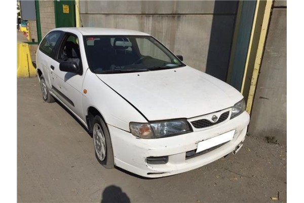 nissan almera (n15)(1995) del año 