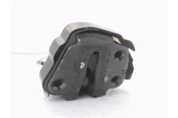 Recambio de cierre electromagnetico trasero derecho para kia carnival 2.9 crdi referencia OEM IAM 0K53A72380B  