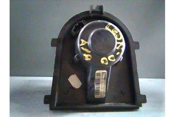 Recambio de motor calefaccion para seat leon (1m1) 1.9 tdi referencia OEM IAM 1J1819021B F657877G 