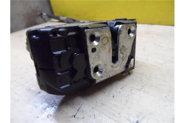 Recambio de cierre electromagnetico delantero derecho para nissan micra (k12e) 1.5 dci referencia OEM IAM 80500AX11A  