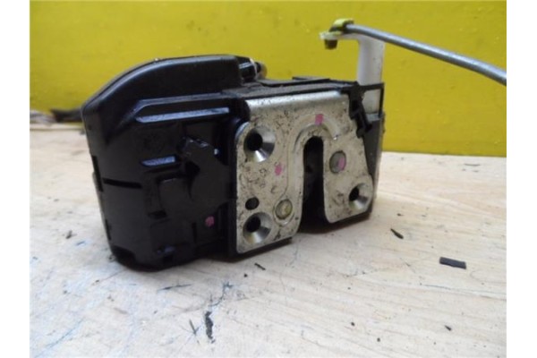 Recambio de cierre electromagnetico delantero izquierdo para nissan micra (k12e) 1.5 dci referencia OEM IAM 80501BG10A  