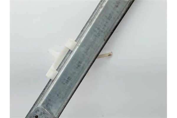 Recambio de mecanismo elevalunas delantero derecho para renault clio ii fase i (b/cb0) referencia OEM IAM   