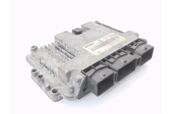 Recambio de centralita para renault scenic ii (jm) 1.9 dci (jm12, jm0g) referencia OEM IAM 8200391966 0281011776 