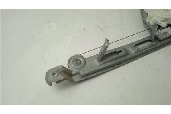 Recambio de elevalunas electrico trasero derecho para jeep compass (mk) 2.0 sport referencia OEM IAM 68002888AA 05074822AAD 