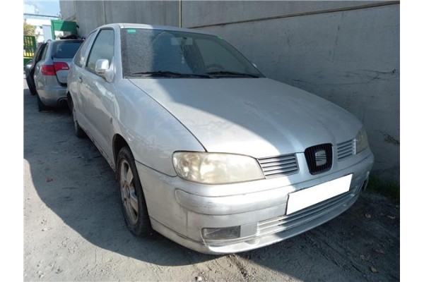 SEAT CORDOBA BERLINA (6K2)