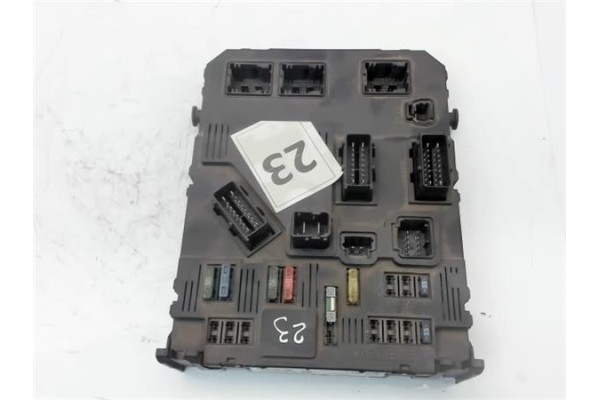 Recambio de caja fusibles/rele para citroen c3 1.4 hdi 16v exclusive referencia OEM IAM 9650585780  