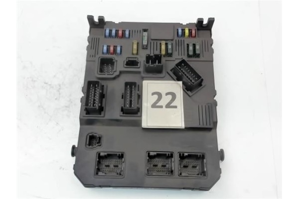 Recambio de caja fusibles/rele para peugeot 407 2.0 premium referencia OEM IAM 9655708380  