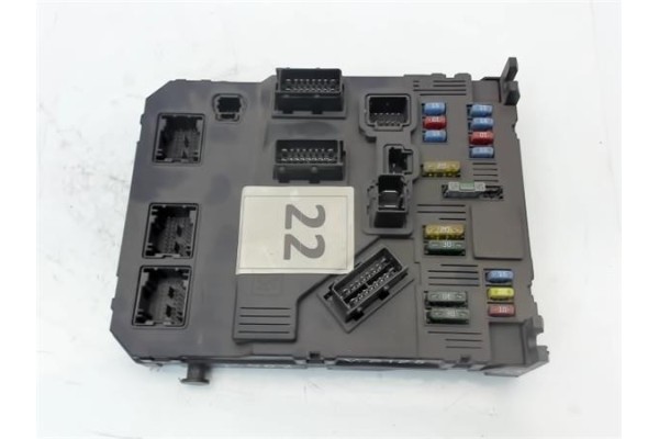 Recambio de caja fusibles/rele para peugeot 407 2.0 premium referencia OEM IAM 9655708380  
