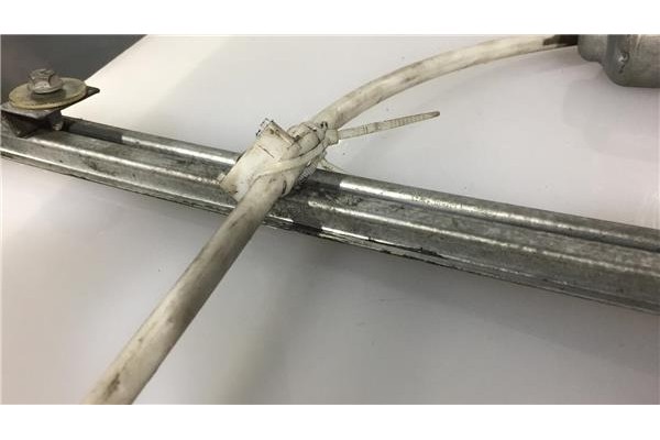 Recambio de mecanismo elevalunas delantero derecho para opel movano furgón (f9) 2.2 dti referencia OEM IAM 4500493  
