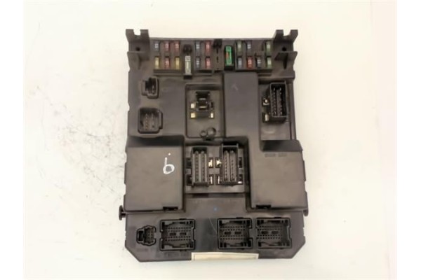 Recambio de caja fusibles/rele para peugeot 307 (s1) 2.0 xr referencia OEM IAM 9651196980  