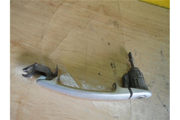 Recambio de maneta exterior delantero derecha para volkswagen bora berlina (1j2) 1.9 highline referencia OEM IAM 3B0837207F 3B08 Recambio de maneta exterior delantero derecha para volkswagen bora berlina (1j2) 1.9 highline referencia OEM IAM 3B0837207F 3B08