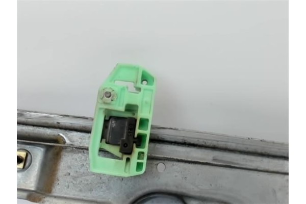 Recambio de mecanismo elevalunas delantero izquierdo para renault scenic ii (jm) referencia OEM IAM   