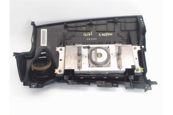 Recambio de airbag salpicadero para mazda 3 sedán (bk) 1.6 di turbo referencia OEM IAM BP4K6035XE ABP4K02EE080914D897 