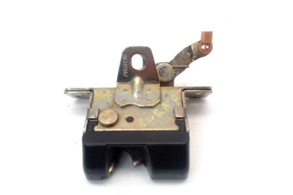 Recambio de cerradura porton para opel corsa b 1.7 d referencia OEM IAM 5134081  