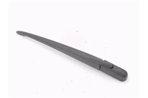 Recambio de brazo limpiaparabrisas trasero para citroen xsara picasso 2.0 hdi referencia OEM IAM 6429Q5  