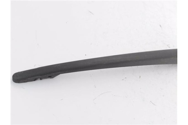 Recambio de brazo limpiaparabrisas trasero para citroen xsara picasso 2.0 hdi referencia OEM IAM 6429Q5  