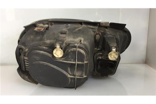 Recambio de faro delantero izquierdo para volkswagen golf iv berlina (1j1) 1.4 16v referencia OEM IAM 1J2941017A  