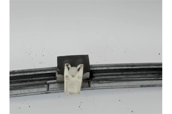 Recambio de mecanismo elevalunas delantero izquierdo para renault clio ii fase i (b/cb0) referencia OEM IAM   