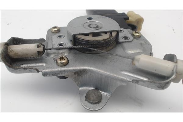 Recambio de mecanismo elevalunas delantero izquierdo para hyundai getz (tb) referencia OEM IAM 988101C100  