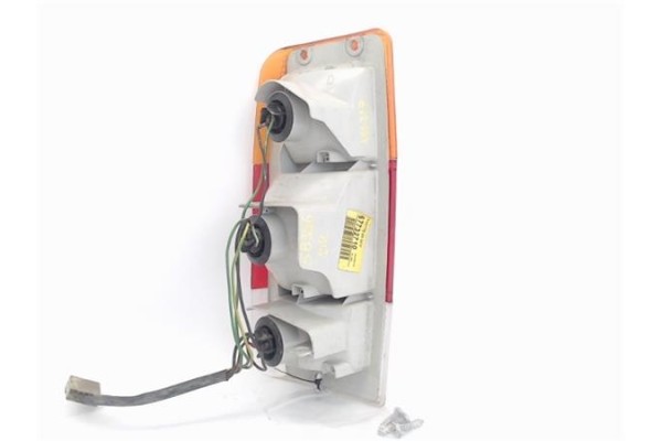 Recambio de piloto trasero derecho para nissan vanette furgón (c22) 2.0 d referencia OEM IAM 2655416C00  