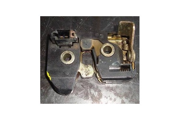 Recambio de cierre electromagnetico porton para seat ibiza (6k1) 1.6 i referencia OEM IAM 6K0827505A  