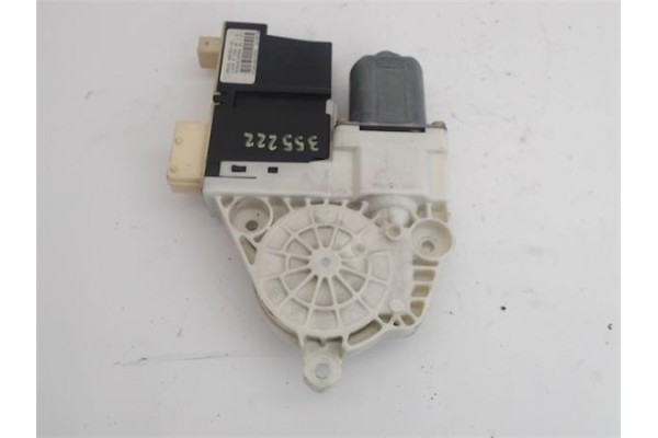 Recambio de motor elevalunas delantero izquierdo para citroen c4 berlina 1.6 hdi referencia OEM IAM 996385101 9221AW 