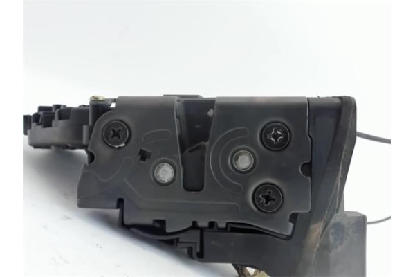 Recambio de cierre electromagnetico delantero derecho para mazda 3 berlina (bk) 1.6 cd active+ xcite referencia OEM IAM 3N6AA218