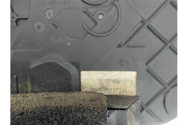 Recambio de cierre electromagnetico delantero derecho para mazda 3 berlina (bk) 1.6 cd active+ xcite referencia OEM IAM 3N6AA218