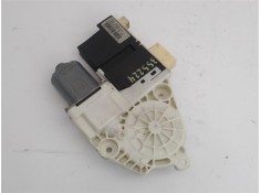 Recambio de motor elevalunas delantero derecho para citroen c4 berlina 1.6 hdi referencia OEM IAM 996388101 9222AV 