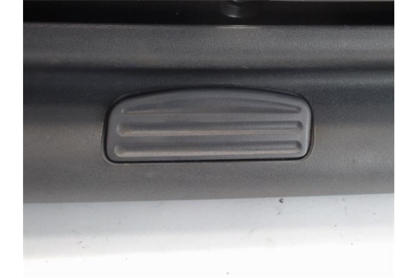 Recambio de guantera salpicadero para mitsubishi colt cz3 berl. 5 (z30a) 1.1 inform (d) referencia OEM IAM MR975612  