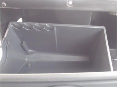 Recambio de guantera salpicadero para mitsubishi colt cz3 berl. 5 (z30a) 1.1 inform (d) referencia OEM IAM MR975612  