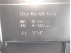 Recambio de guantera salpicadero para mitsubishi colt cz3 berl. 5 (z30a) 1.1 inform (d) referencia OEM IAM MR975612  