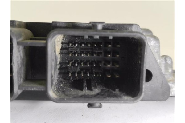 Recambio de centralita para renault scenic ii (jm) 1.9 dci (jm12, jm0g) referencia OEM IAM 8200391966 0281011776 