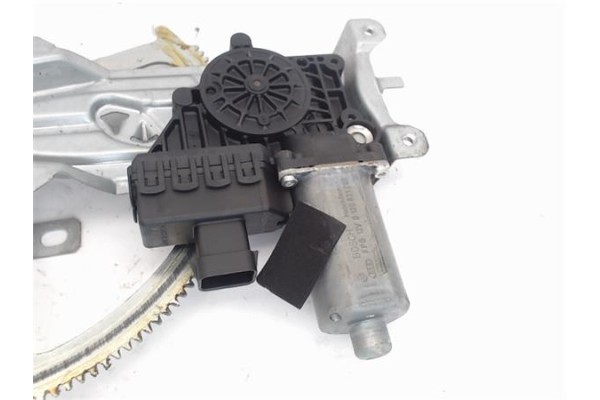 Recambio de mecanismo elevalunas delantero izquierdo para opel astra h berlina referencia OEM IAM 0130821988  