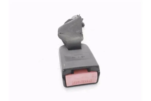 Recambio de anclaje cinturon trasero derecho para peugeot 206 2.0 hdi 90 referencia OEM IAM 8975R0  