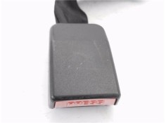 Recambio de anclaje cinturon trasero derecho para peugeot 206 2.0 hdi 90 referencia OEM IAM 8975R0  