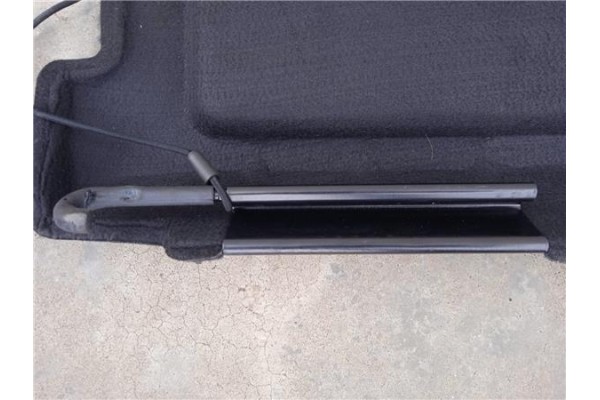 Recambio de bandeja trasero para ford sierra fastback (gbc) 2.3 referencia OEM IAM 1647977  