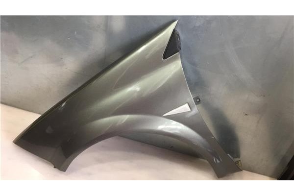 Recambio de aleta delantero izquierda para renault megane ii berlina 5p 1.5 authentique referencia OEM IAM   