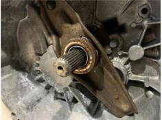 Recambio de caja cambios manual para mercedes-benz vito furgón (638) 2.3 110 d  (638.074) referencia OEM IAM A6382600000 2843301