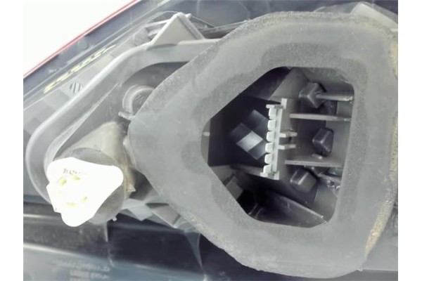 Recambio de piloto trasero derecho para opel corsa d 1.3 cdti referencia OEM IAM 89037887 89037877A 
